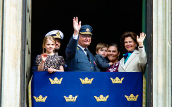 Sverige: Kungens 73-årsdag firades på Kungliga slottet + VIDEO