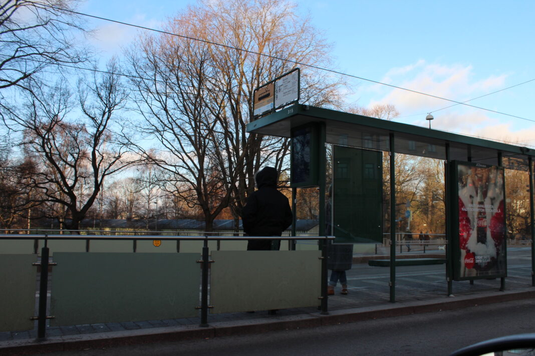 Finland: Fattigdom och arbetslöshet fördjupas: Under 2024 riskerade 958 000 finländare fattigdom eller social utestängning